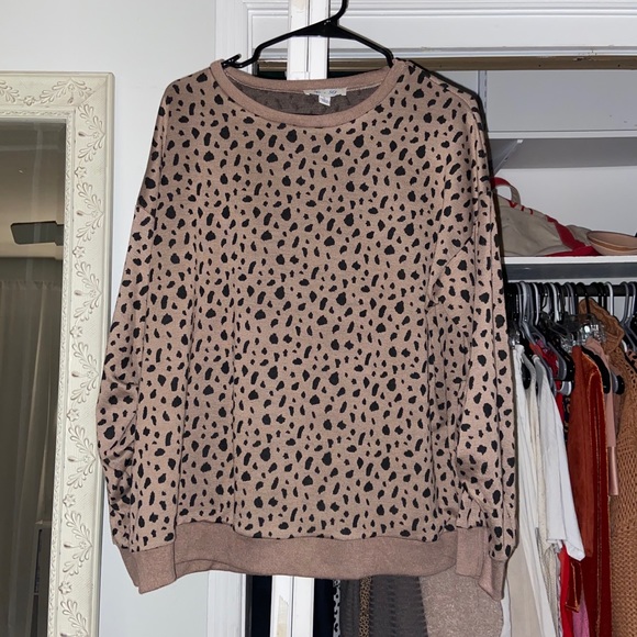Tops - Leopard Pullover